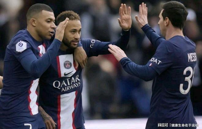 里奇接受采访谈球队0比1不敌拉齐奥：输球感到很遗憾，我还需要继续进步