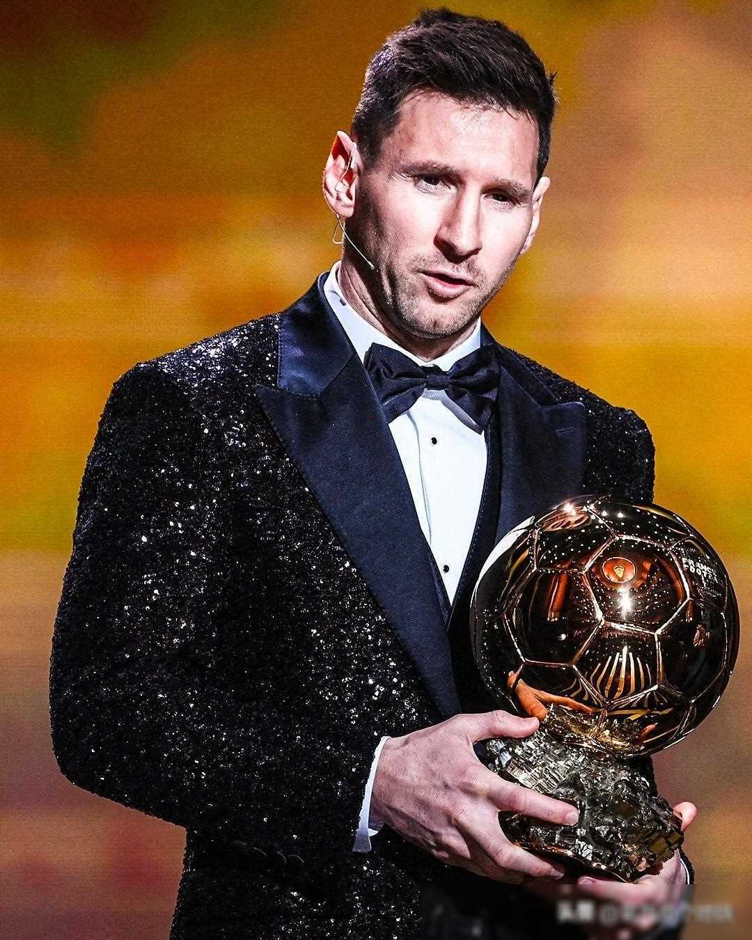 帕福斯体育总监：大卫·路易斯非常职业且伤病少，他很快同意加盟