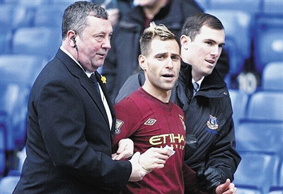 球星再次证明自己是真大心脏