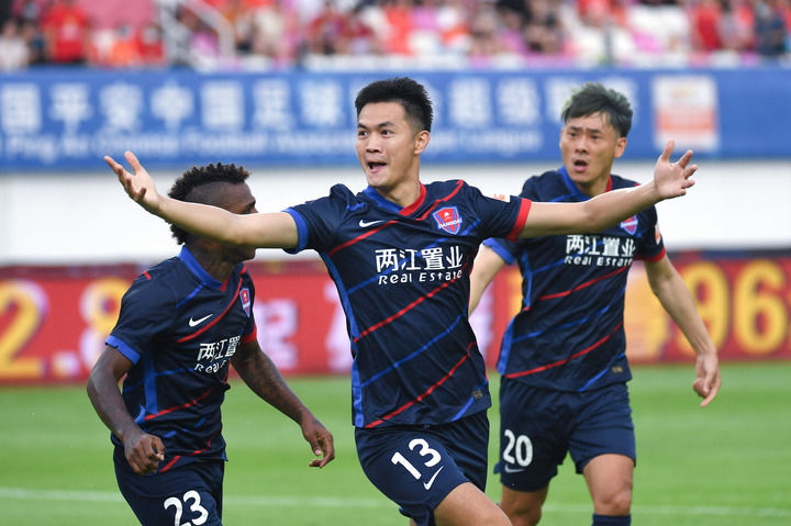 T1近期状态火热拿下七连胜，以11-1的成绩位于积分榜第一
