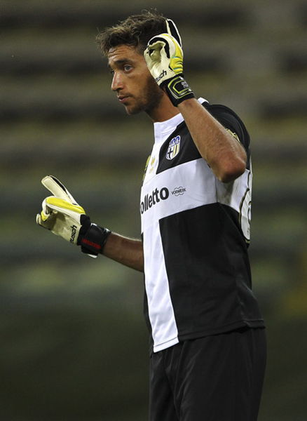 罗体：迪巴拉因发烧缺席罗马的训练，多夫比克恢复跑步练习