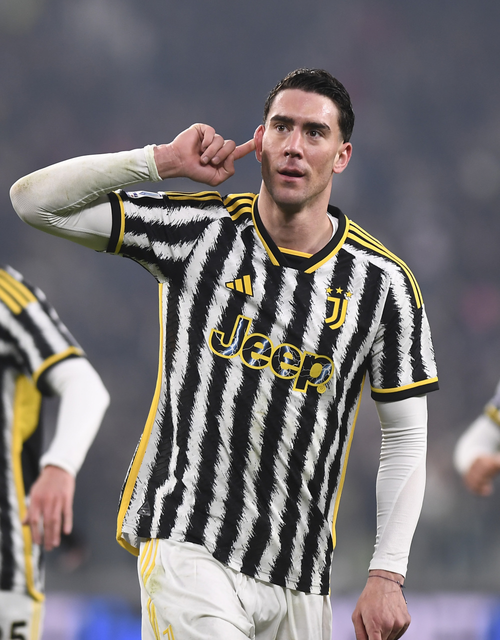 守不住！巴萨过去16场比赛有15场比赛球门失守，仅1场零封