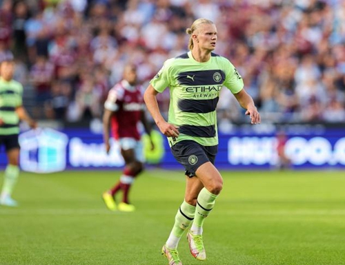 孔德超越朗格莱，成为巴萨队史出场第3多的法国球员